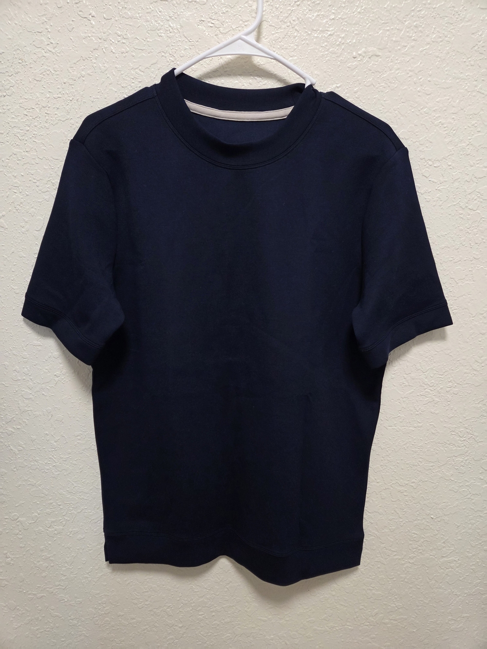 Fioboc Mens Short-Sleeve Crewneck Tee